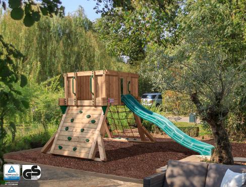 Commercial Playground • Hy-land Q1